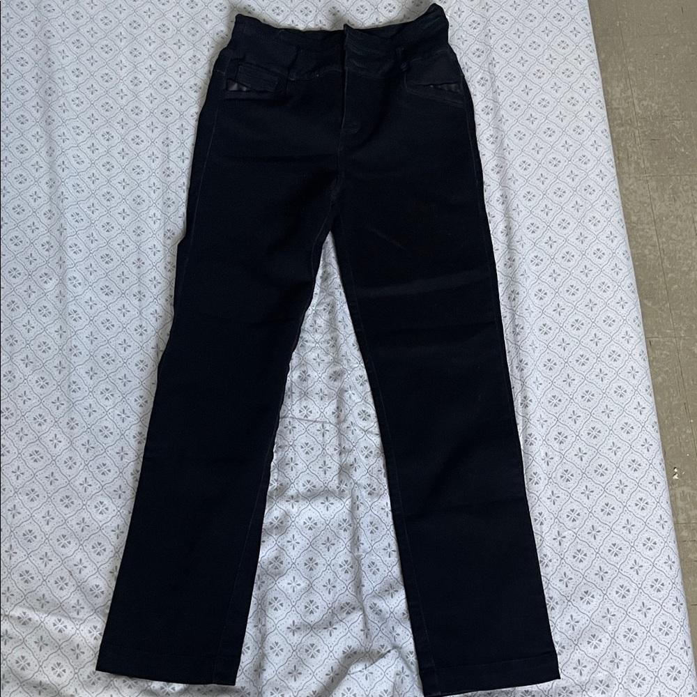 Colombia 🇨🇴 Black Straight-Leg Jeans